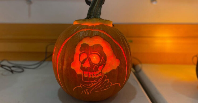 GA’s Annual Pumpkin Carving Competition